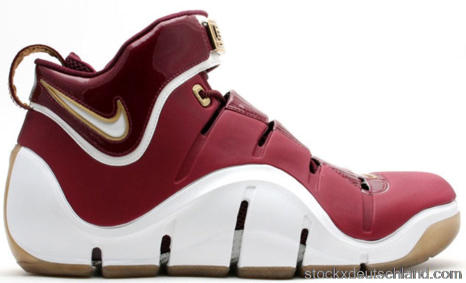 Nike LeBron 4 Christ the King Away PE DE